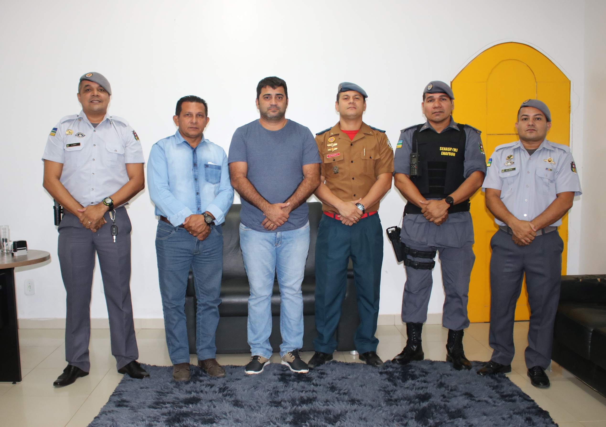Prefeito recebe visita do novo comandante do 11º batalhão da Policia Militar e o novo comandante do CBM de Laranjal do Jari.
